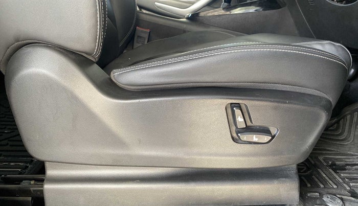 2019 MG HECTOR SHARP 1.5 DCT PETROL, Petrol, Automatic, 60,865 km, Driver Side Adjustment Panel