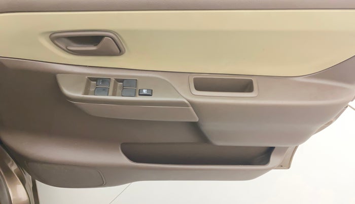 2010 Maruti Zen Estilo VXI, Petrol, Manual, 1,10,023 km, Driver Side Door Panels Control