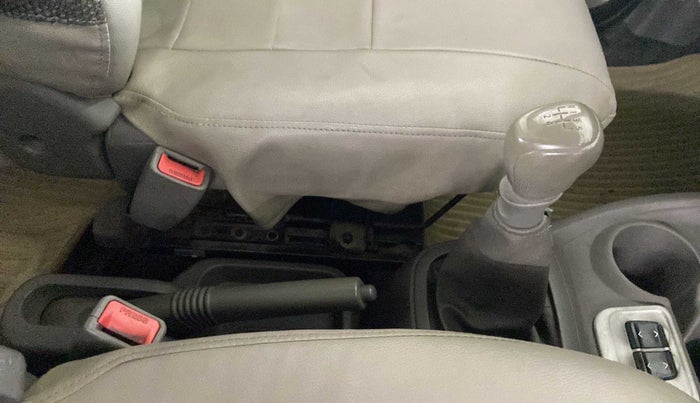 2016 Datsun Redi Go D, Petrol, Manual, 57,848 km, Gear Lever