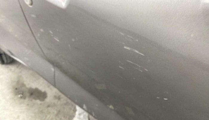 2016 Datsun Redi Go D, Petrol, Manual, 57,848 km, Driver-side door - Minor scratches