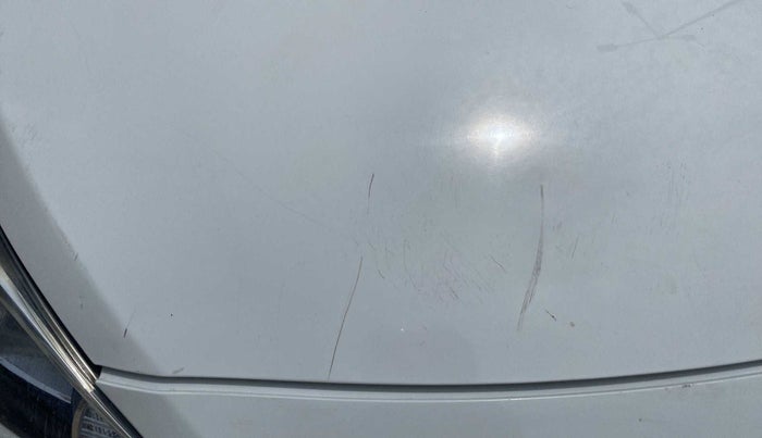 2017 Hyundai Xcent E+, Petrol, Manual, 94,112 km, Bonnet (hood) - Minor scratches