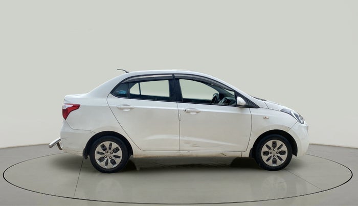 2017 Hyundai Xcent E+, Petrol, Manual, 94,112 km, Right Side