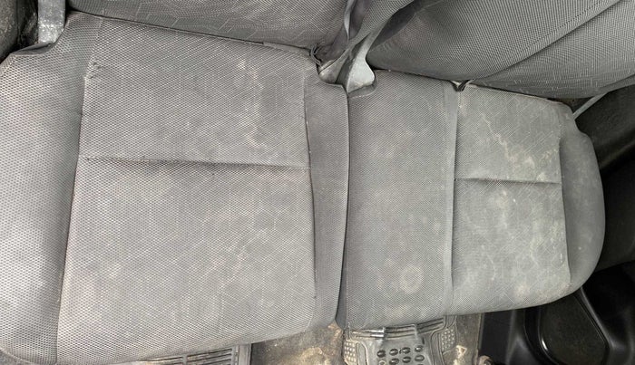 2016 Honda Jazz 1.2L I-VTEC VX, Petrol, Manual, 88,785 km, Second-row left seat - Cover slightly torn