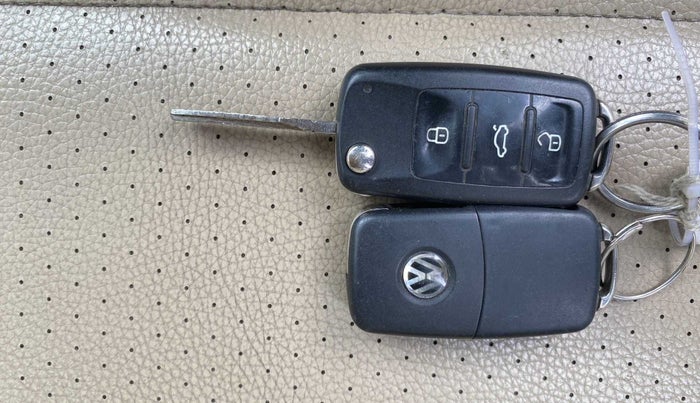2019 Volkswagen Vento HIGHLINE 1.6 MPI, Petrol, Manual, 56,916 km, Key Close Up