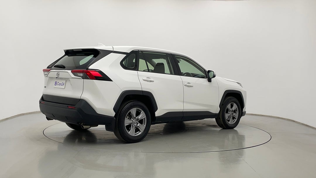 Right Back Diagonal (45- Degree) View