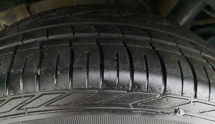 2021 Tata NEXON XZ+ SUNROOF 1.2 RTN, Petrol, Manual, 16,480 km, Left Front Tyre Tread