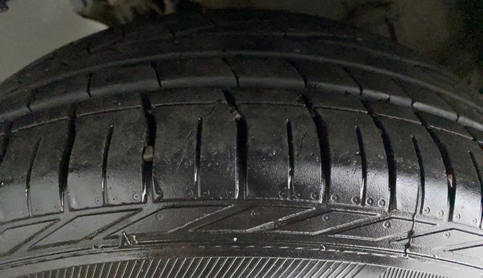 2021 Tata NEXON XZ+ SUNROOF 1.2 RTN, Petrol, Manual, 16,480 km, Left Rear Tyre Tread