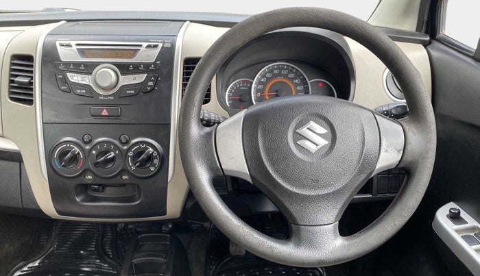 2014 Maruti Wagon R 1.0 VXI, Petrol, Manual, 43,221 km, Steering Wheel Close Up