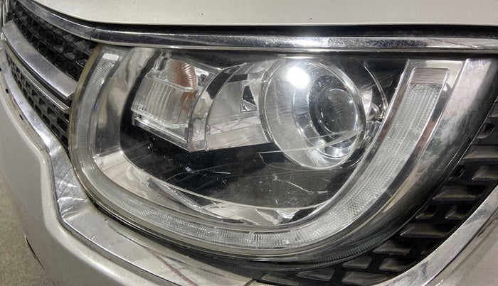 2018 Maruti IGNIS ALPHA 1.2, Petrol, Manual, 1,23,617 km, Left headlight - Minor scratches