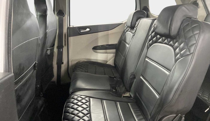 2019 Renault TRIBER RXZ, Petrol, Manual, 30,714 km, Right Side Rear Door Cabin