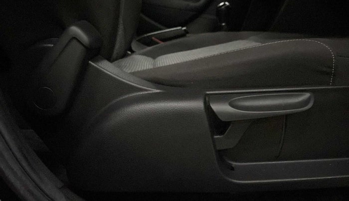 2019 Volkswagen Polo COMFORTLINE 1.0L MPI, Petrol, Manual, 19,306 km, Driver Side Adjustment Panel