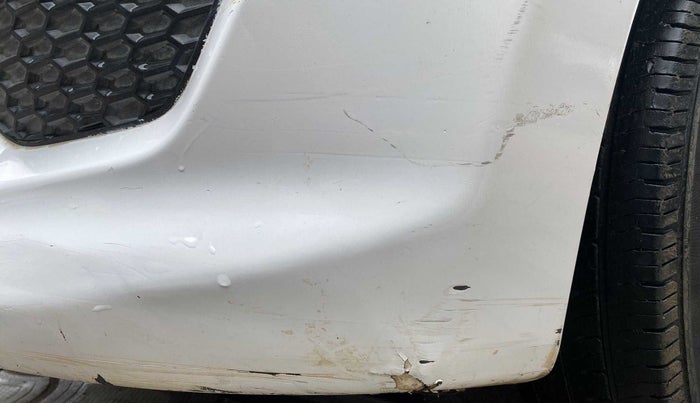 2014 Datsun Go T, Petrol, Manual, 82,410 km, Front bumper - Minor damage