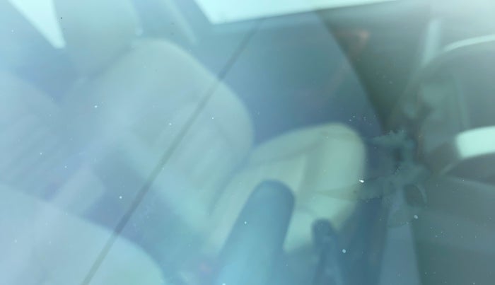 2017 Renault Duster RXS CVT, Petrol, Automatic, 61,077 km, Front windshield - Minor spot on windshield