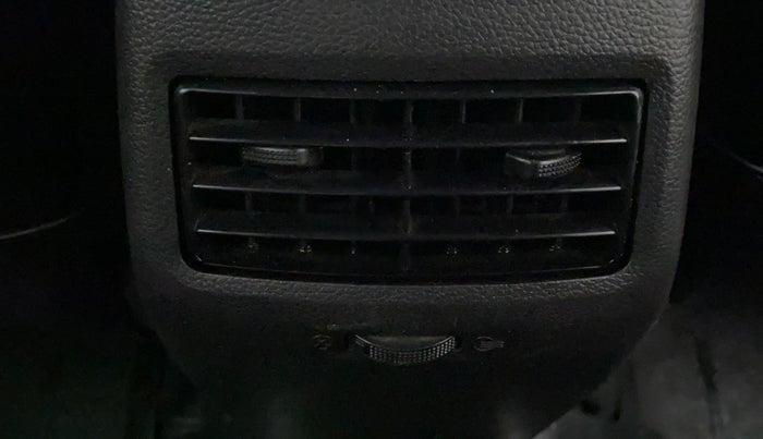 2016 Hyundai Elite i20 ASTA 1.2 (O), Petrol, Manual, 34,509 km, Rear AC Vents