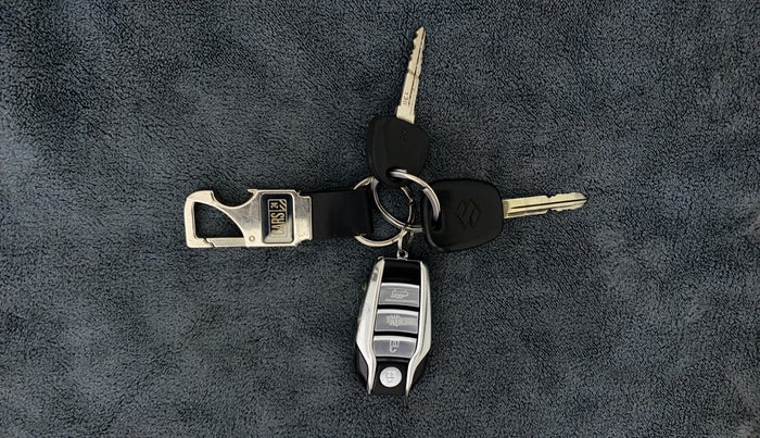 2017 Maruti OMNI E 8 STR, Petrol, Manual, 24,644 km, Key Close Up
