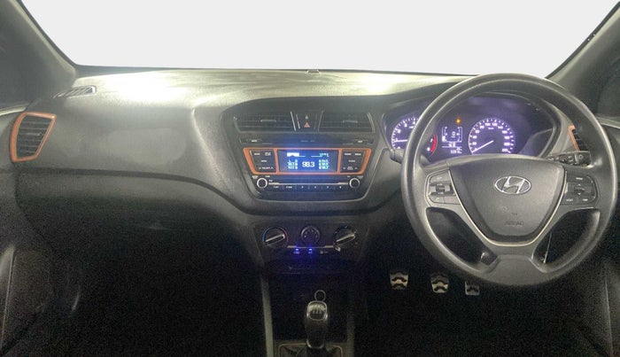 2017 Hyundai i20 Active 1.2 S, Petrol, Manual, 61,142 km, Dashboard