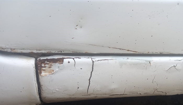 2014 Honda Brio S MT, Petrol, Manual, 91,414 km, Left running board - Paint has minor damage