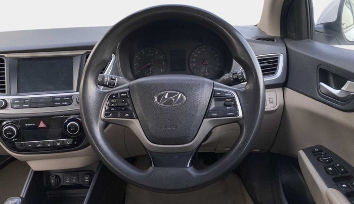 2018 Hyundai Verna 1.6 VTVT SX, Petrol, Manual, 87,005 km, Steering Wheel Close Up