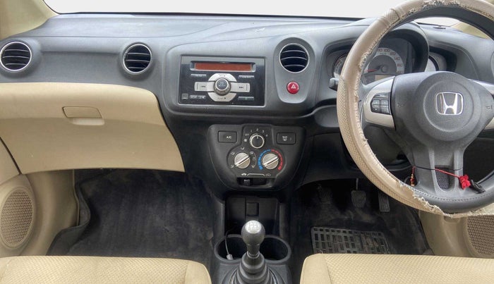 2014 Honda Brio S MT, Petrol, Manual, 48,580 km, Dashboard