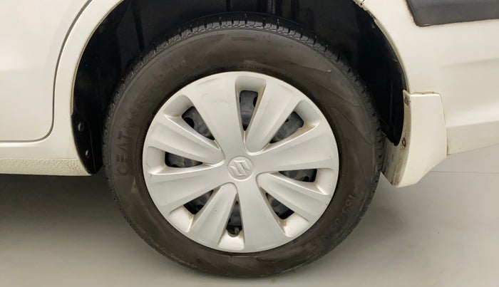2016 Maruti Ertiga VXI CNG, CNG, Manual, 83,911 km, Left Rear Wheel