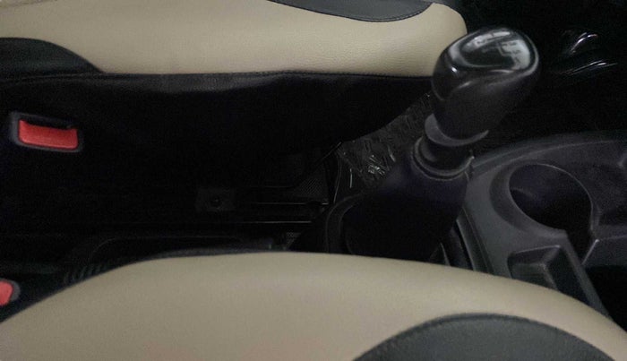2019 Datsun Redi Go A, Petrol, Manual, 51,271 km, Gear Lever