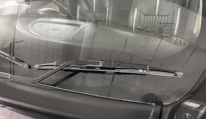 2021 Maruti Alto VXI, Petrol, Manual, 22,928 km, Front windshield - Rubber blade broken or missing