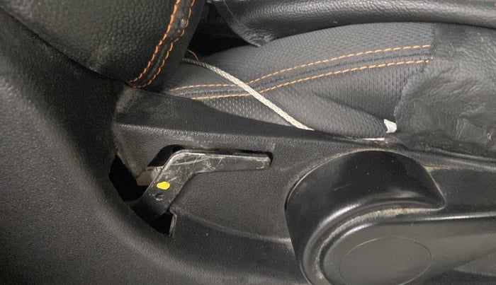 2019 Tata TIAGO NRG PETROL, Petrol, Manual, 21,262 km, Driver seat - Seat adjuster lever broken but working