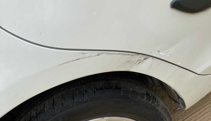 2014 Maruti Swift ZDI, Diesel, Manual, 74,232 km, Right quarter panel - Slightly dented