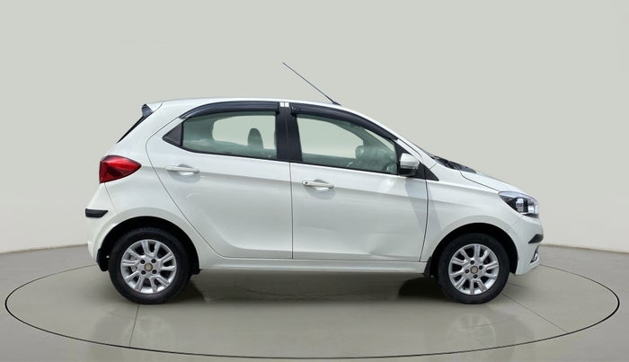 2016 Tata Tiago XZ PETROL, Petrol, Manual, 31,294 km, Right Side View