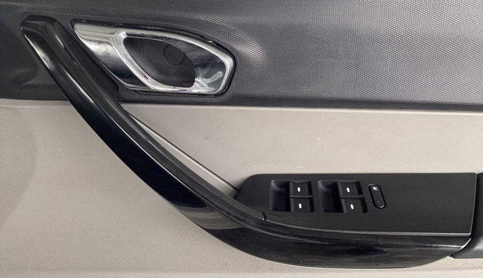 2016 Tata Tiago XZ PETROL, Petrol, Manual, 31,294 km, Driver Side Door Panels Control
