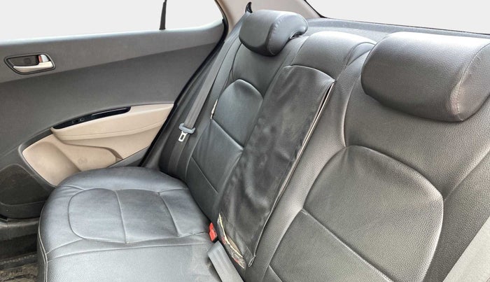 2015 Hyundai Xcent S 1.1 CRDI (O), Diesel, Manual, 43,608 km, Right Side Rear Door Cabin