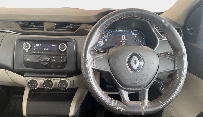 2019 Renault TRIBER RXL MT, Petrol, Manual, 40,131 km, Steering Wheel Close Up