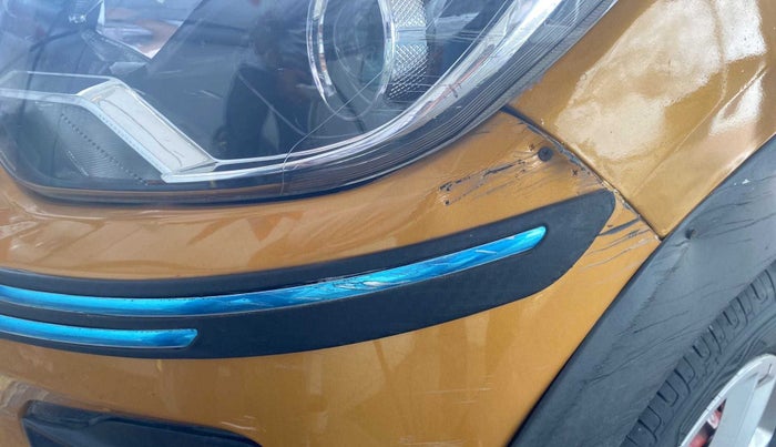 2019 Renault TRIBER RXL MT, Petrol, Manual, 40,131 km, Front bumper - Minor scratches