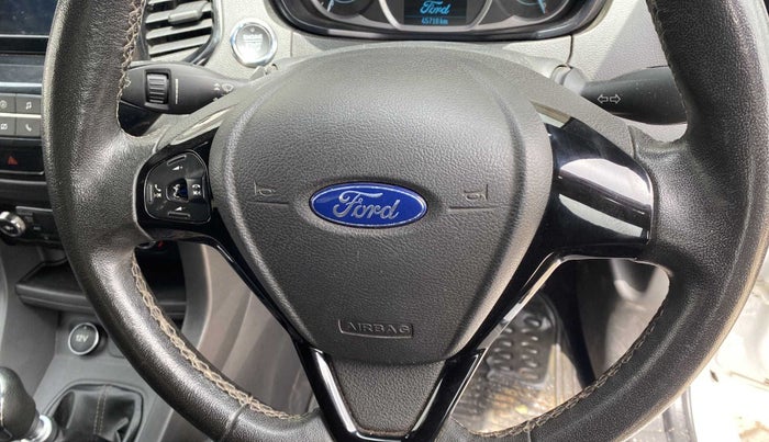 2019 Ford New Figo TITANIUM BLU 1.5 DIESEL, Diesel, Manual, 45,715 km, Steering wheel - Sound system control has minor damage