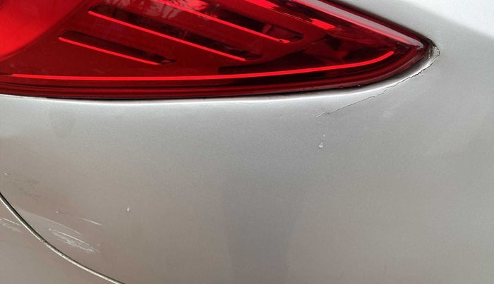 2016 Hyundai Verna 1.4 VTVT, Petrol, Manual, 53,479 km, Right quarter panel - Slightly dented