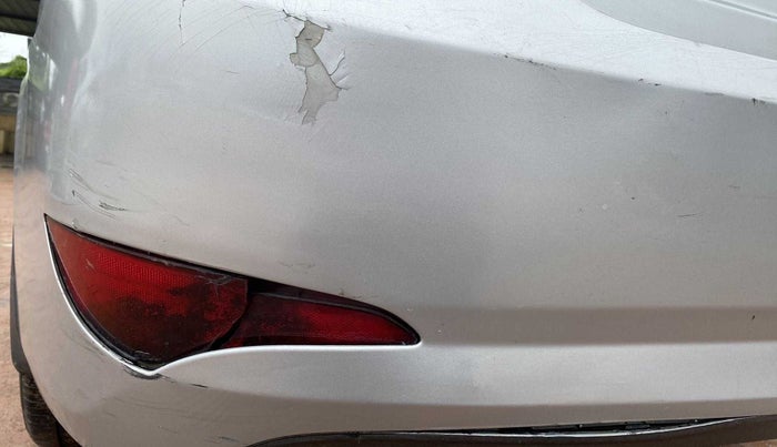 2016 Hyundai Verna 1.4 VTVT, Petrol, Manual, 53,479 km, Rear bumper - Paint is slightly damaged