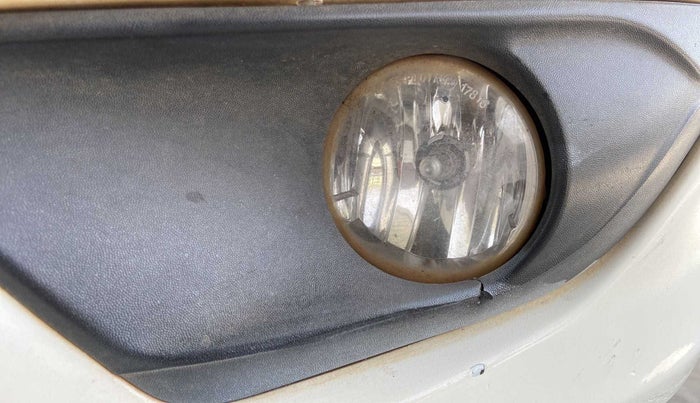 2015 Tata Bolt XMS QUADRAJET, Diesel, Manual, 1,16,879 km, Left fog light - Not working