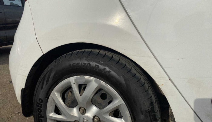 2017 Hyundai Grand i10 SPORTZ 1.2 KAPPA VTVT, CNG, Manual, 83,990 km, Right quarter panel - Slightly rusted