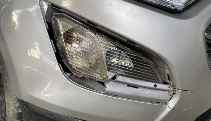 2018 Ford Ecosport TREND+ 1.5L DIESEL, Diesel, Manual, 57,642 km, Right headlight - Clamp has minor damage