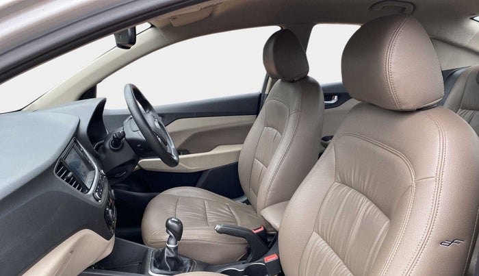 2017 Hyundai Verna 1.6 VTVT SX, Petrol, Manual, 37,789 km, Right Side Front Door Cabin