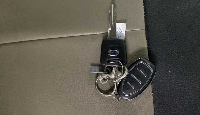 2018 Datsun Go A, Petrol, Manual, 16,658 km, Key Close Up