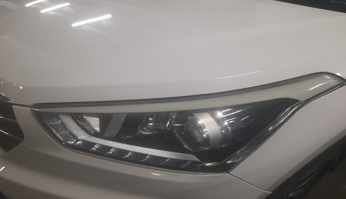 2017 Hyundai Creta SX PLUS 1.6 PETROL, Petrol, Manual, 64,015 km, Left headlight - Minor scratches