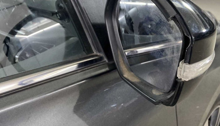 2021 Tata TIGOR XZ PLUS PETROL, Petrol, Manual, 38,511 km, Right rear-view mirror - Indicator light has minor damage