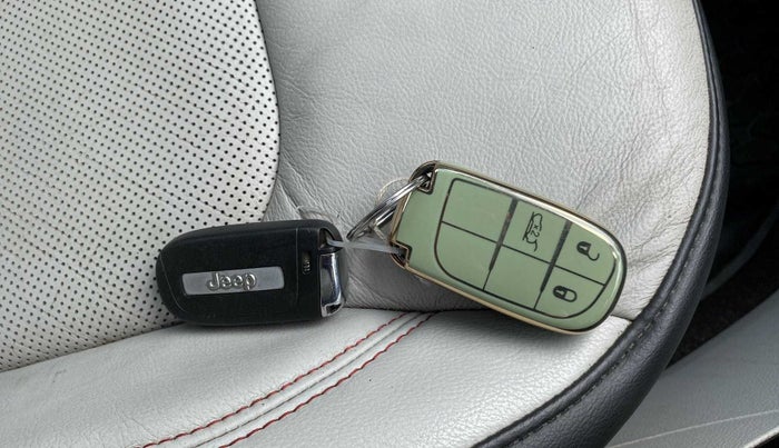 2017 Jeep Compass LIMITED (O) 2.0 DIESEL 4X4, Diesel, Manual, 71,151 km, Key Close Up