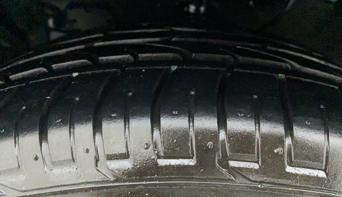 2015 Hyundai Creta 1.6 SX (O) CRDI, Diesel, Manual, 60,920 km, Left Front Tyre Tread