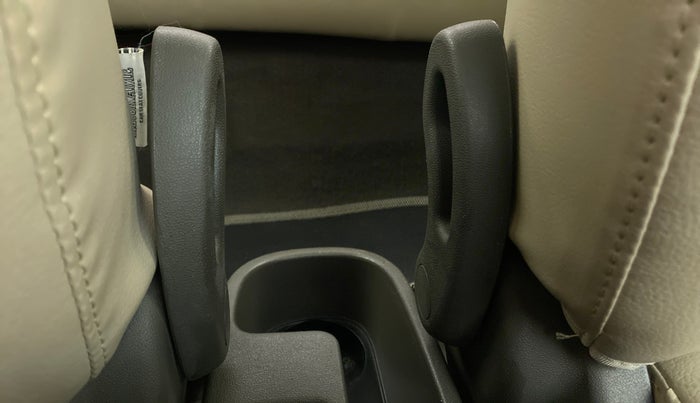 2012 Hyundai i10 SPORTZ 1.2 KAPPA2, Petrol, Manual, 33,215 km, Driver Side Adjustment Panel