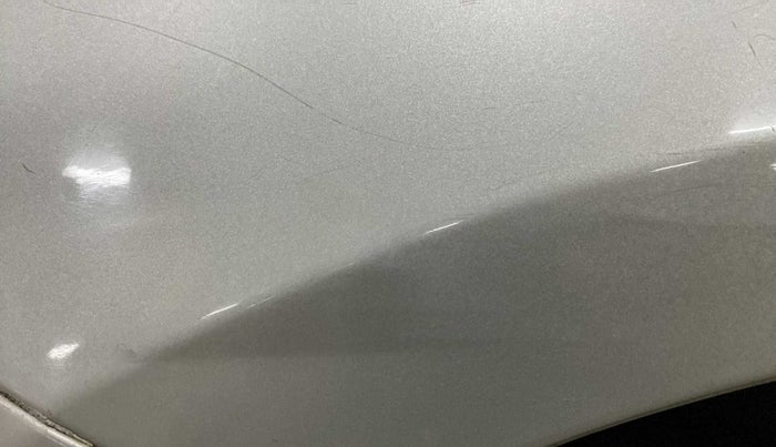 2015 Maruti Swift VDI ABS, Diesel, Manual, 97,140 km, Right quarter panel - Minor scratches