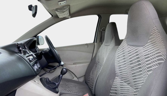 2017 Datsun Redi Go T, Petrol, Manual, 40,061 km, Right Side Front Door Cabin