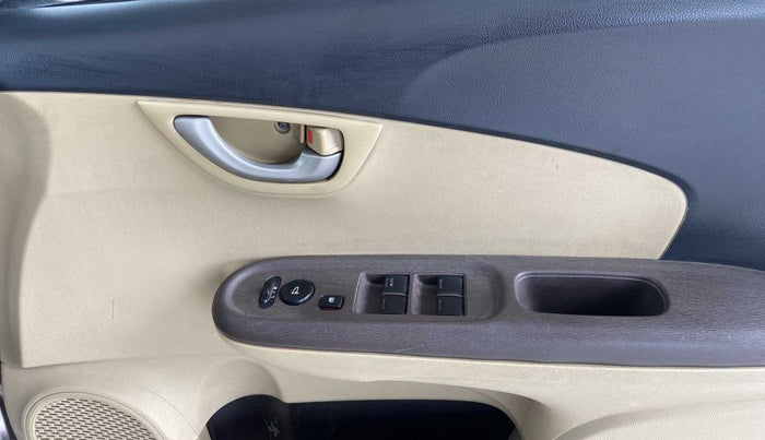 2012 Honda Brio V MT, Petrol, Manual, 57,755 km, Driver Side Door Panels Control