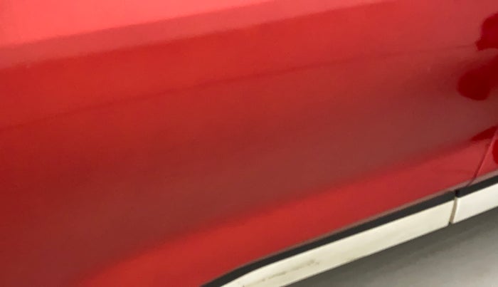 2021 Nissan MAGNITE XV MT, Petrol, Manual, 81,655 km, Front passenger door - Minor scratches